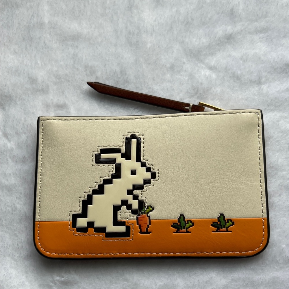 Tory Burch Bunny Carrot card holder- Cream & Orange